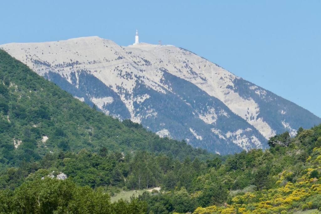 La Vue Est Belle Apartment Montbrun-les-Bains Bagian luar foto